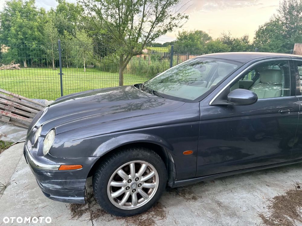 Jaguar S-Type - 2