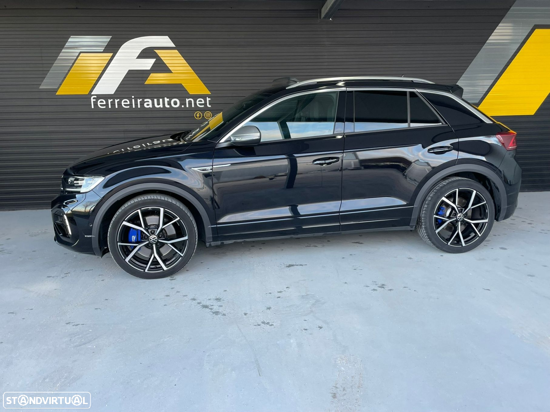 VW T-Roc 2.0 TSI R - 4