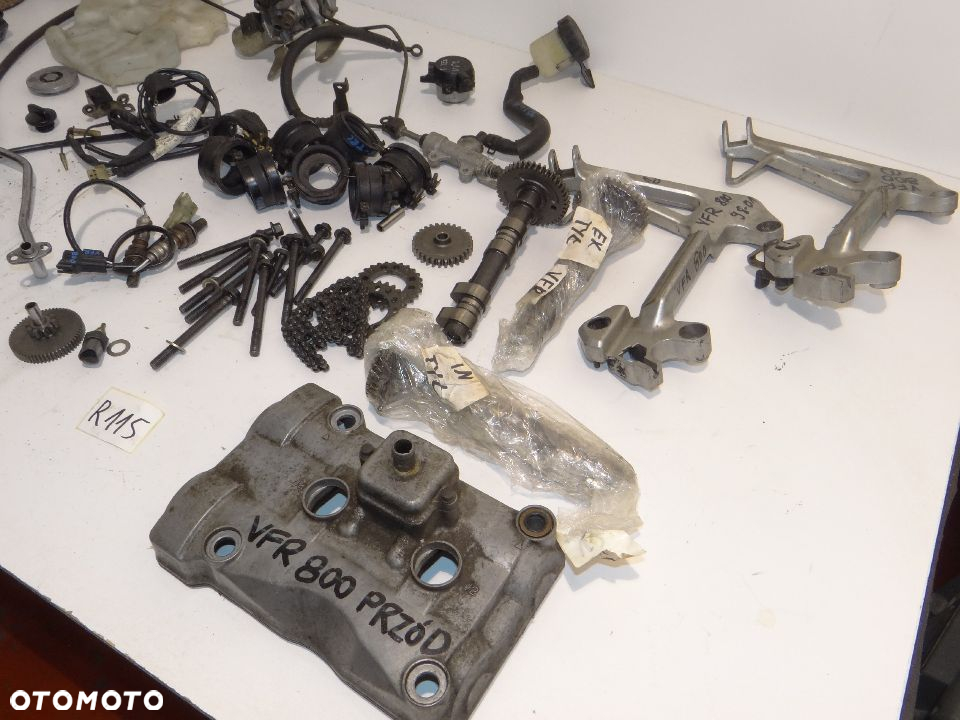 VFR 800 VTEC przekaźnii czujnik cewkofajka wałek rozrządu pokrywa krociec koło magnesowe R115 - 20