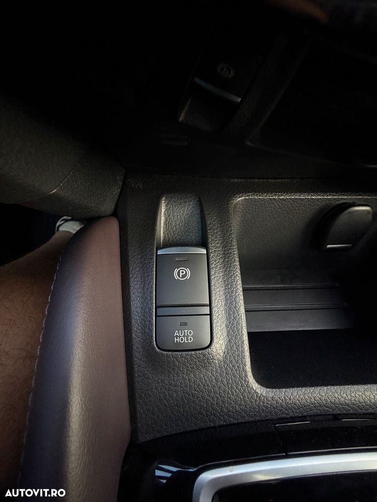 Nissan Qashqai 1.5 DCI DCT TEKNA+ - 24