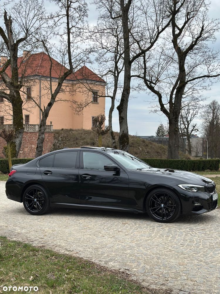 BMW Seria 3 320d xDrive M Sport Shadow sport - 2