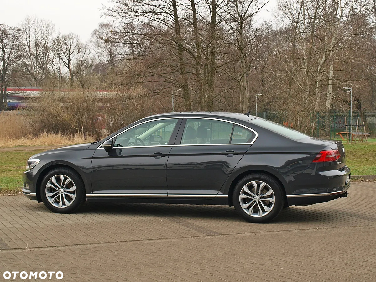 Volkswagen Passat 1.8 TSI BMT Highline - 13