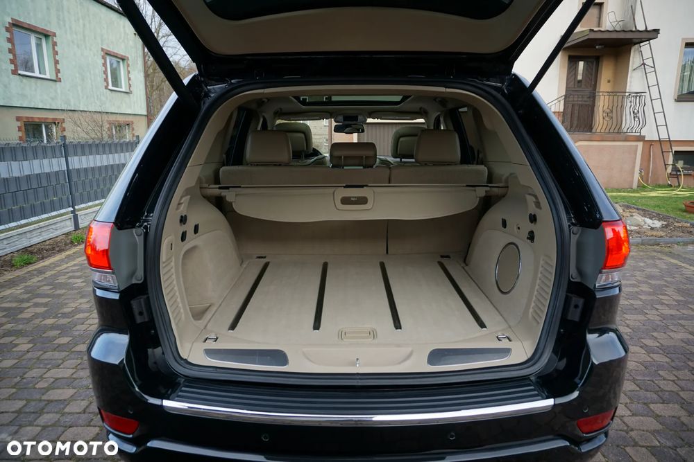 Jeep Grand Cherokee 5.7 V8 Overland - 25