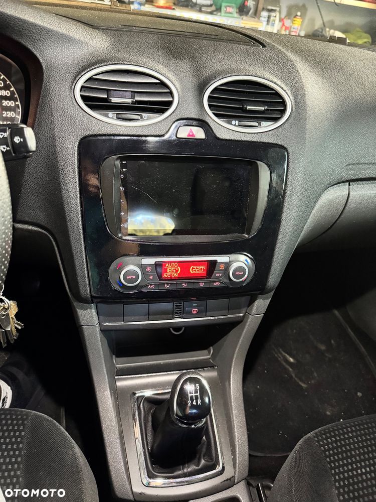 Ford Focus 1.8 TDCi Ghia - 10