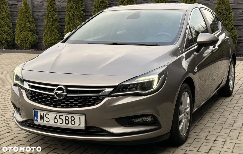 Opel Astra 1.4 T Dynamic - 8