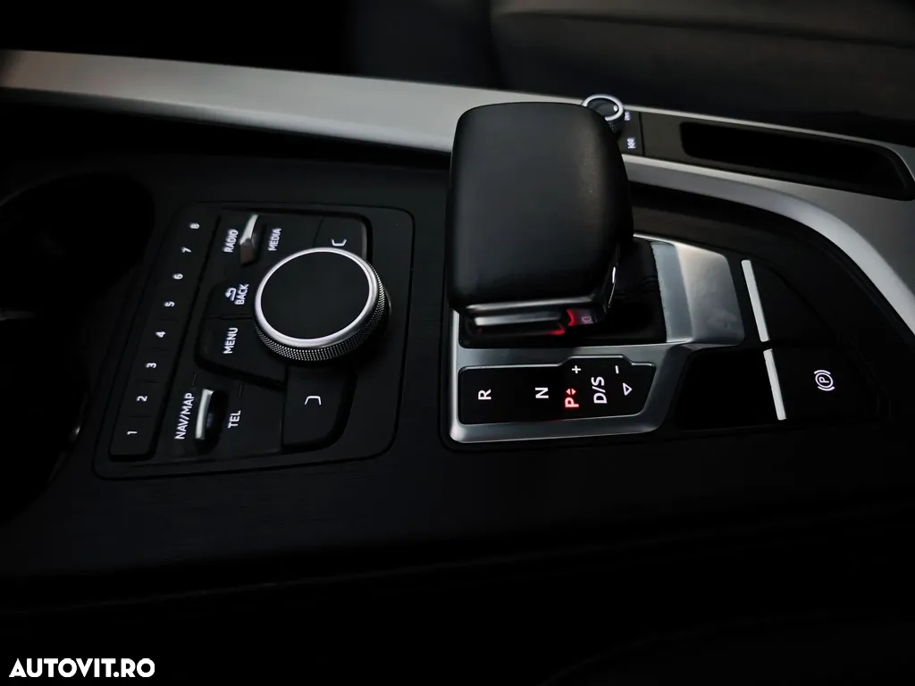 Audi A4 Avant 2.0 TDI S tronic - 13