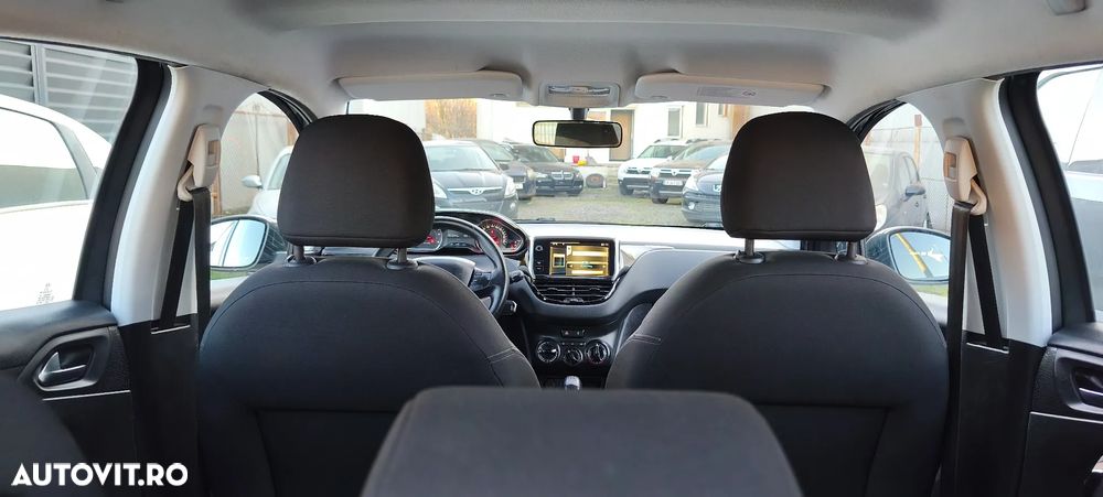 Peugeot 208 1.4 HDi FAP Style - 31