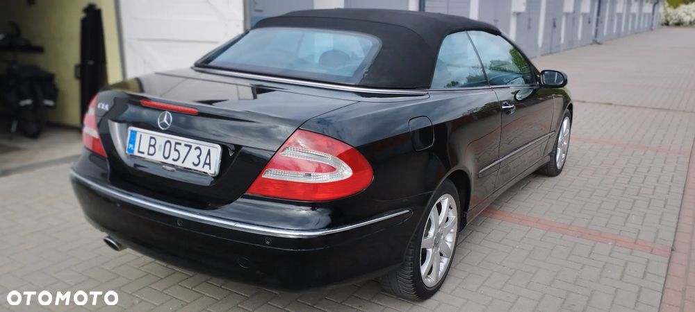 Mercedes-Benz CLK - 11