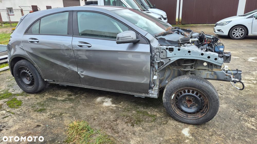 Mercedes-Benz Klasa A 180 - 7