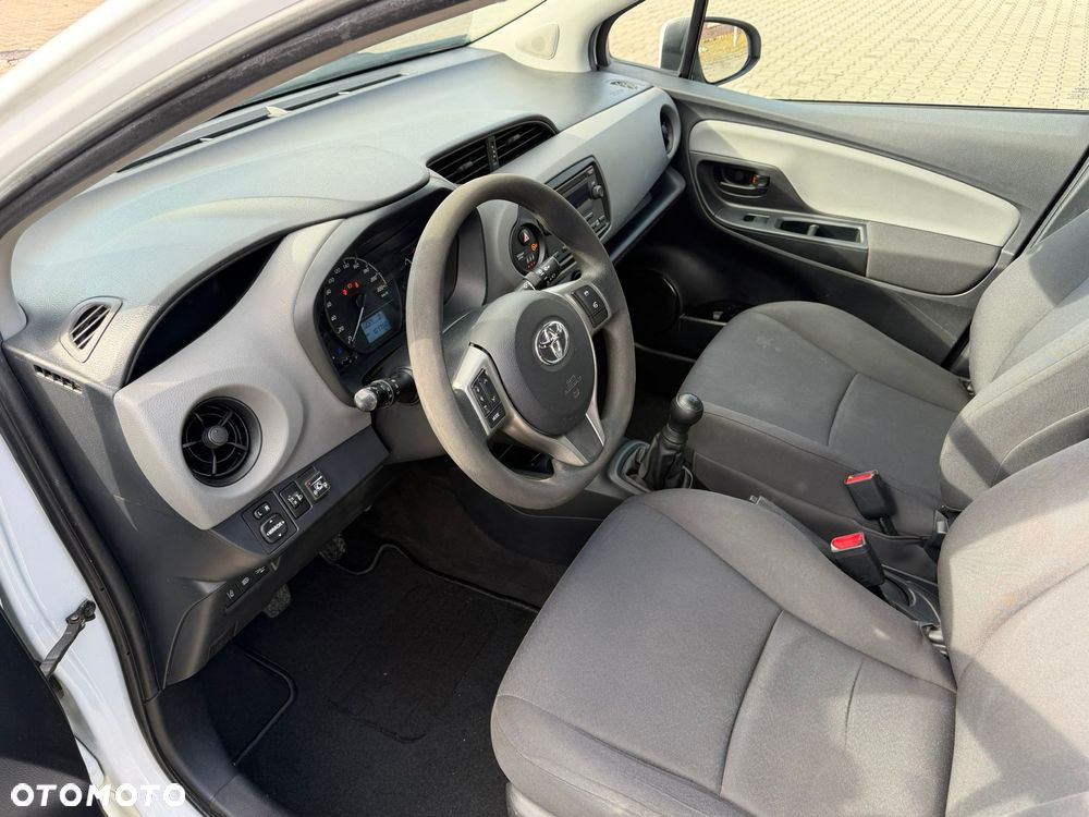 Toyota Yaris 1.0 Active - 17