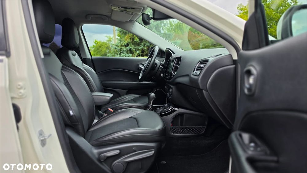 Jeep Compass 2.0 MJD Night Eagle 4WD S&S - 23