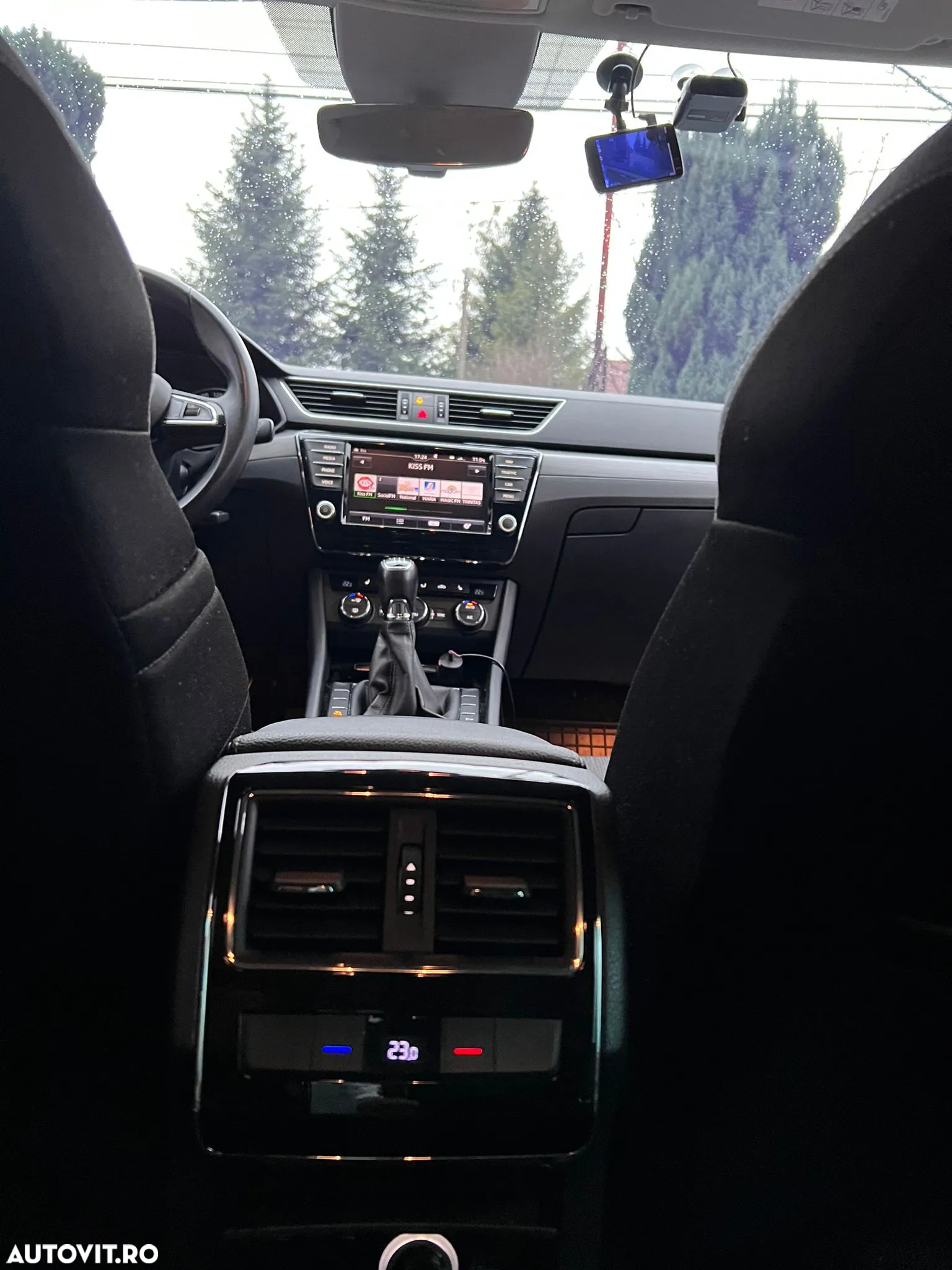Skoda Superb Combi 2.0 TDI Active - 10