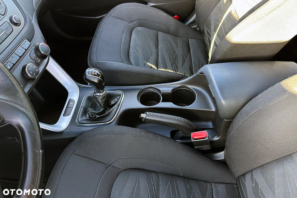 Kia Ceed - 26