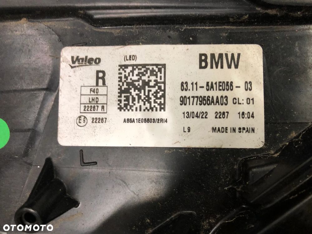 Lampa prawa LED BMW 1 F40 5A1E056 - 5