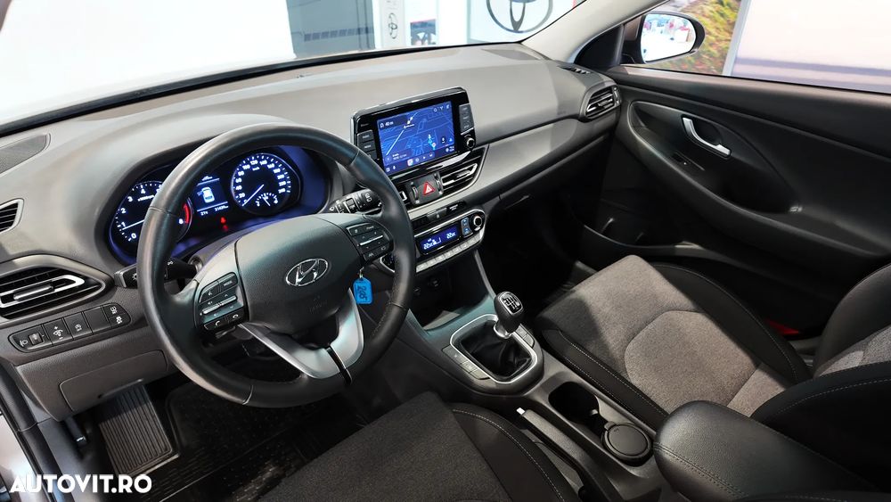 Hyundai i30 1.5 110CP M/T Highway - 13