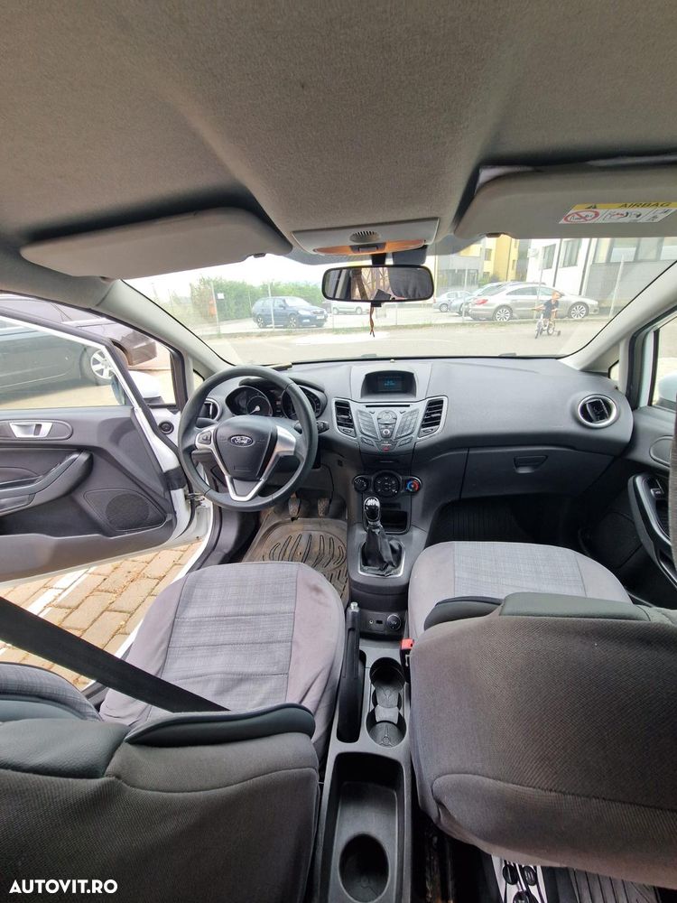 Ford Fiesta - 13