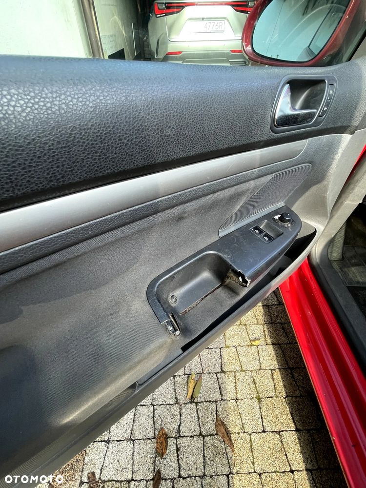 Volkswagen Golf 2005
