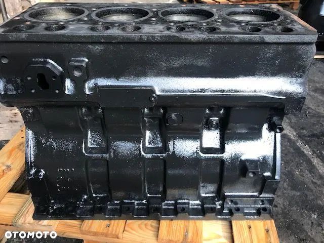 Silnik Sisu - Valmet 420 Dsr - Głowica [CZĘŚCI] - 1