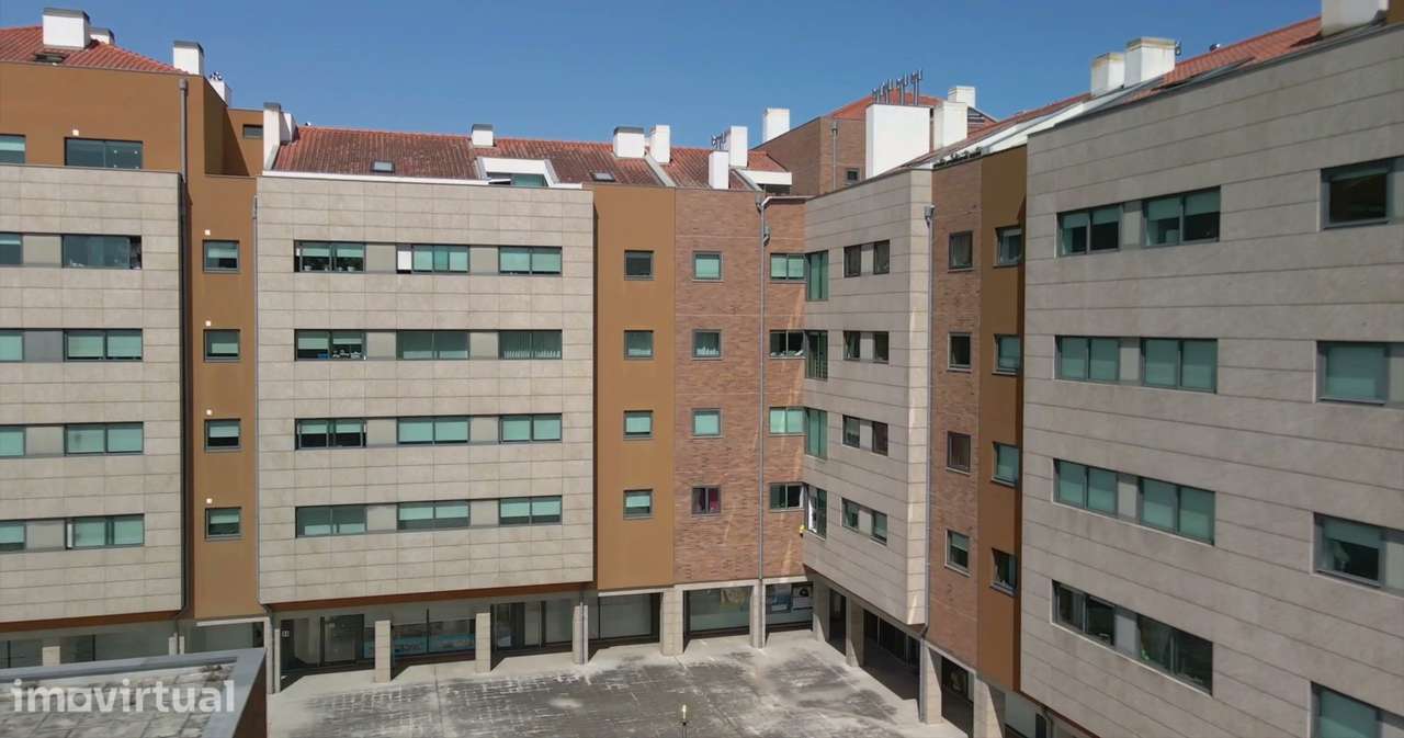 Apartamento T2 com varanda e garagem em Aveiro - Grande imagem: 5/20