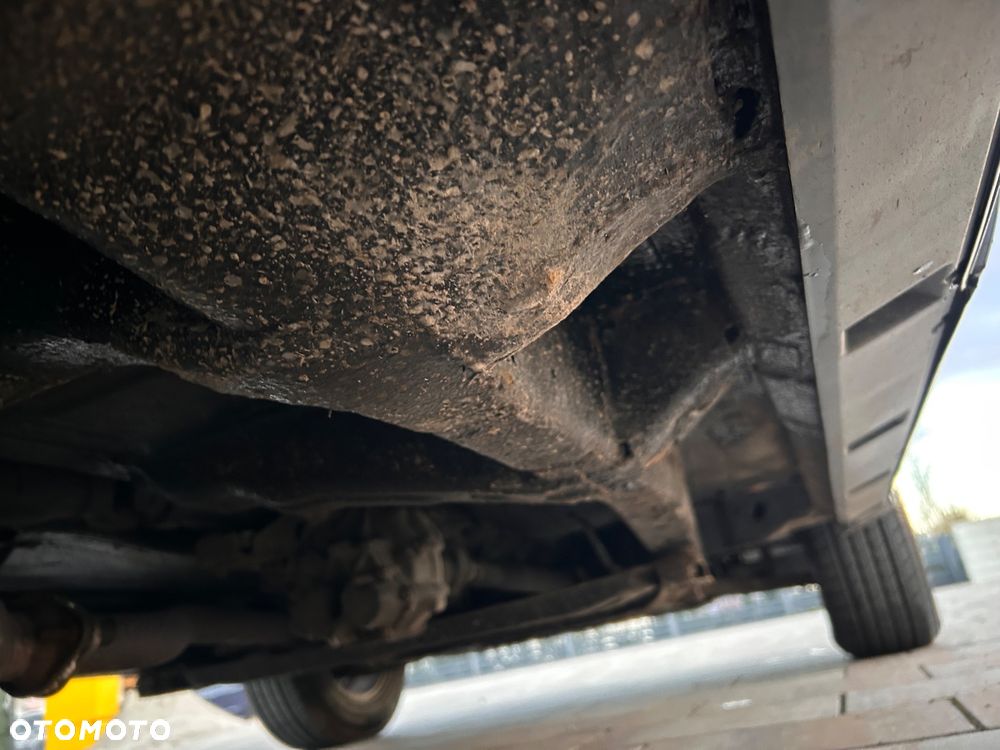 Suzuki Grand Vitara 2.0 - 15