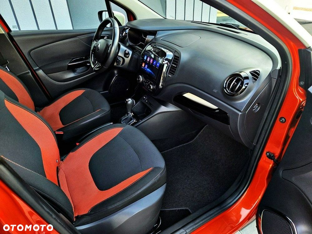 Renault Captur TCe 120 EDC Helly Hansen - 8