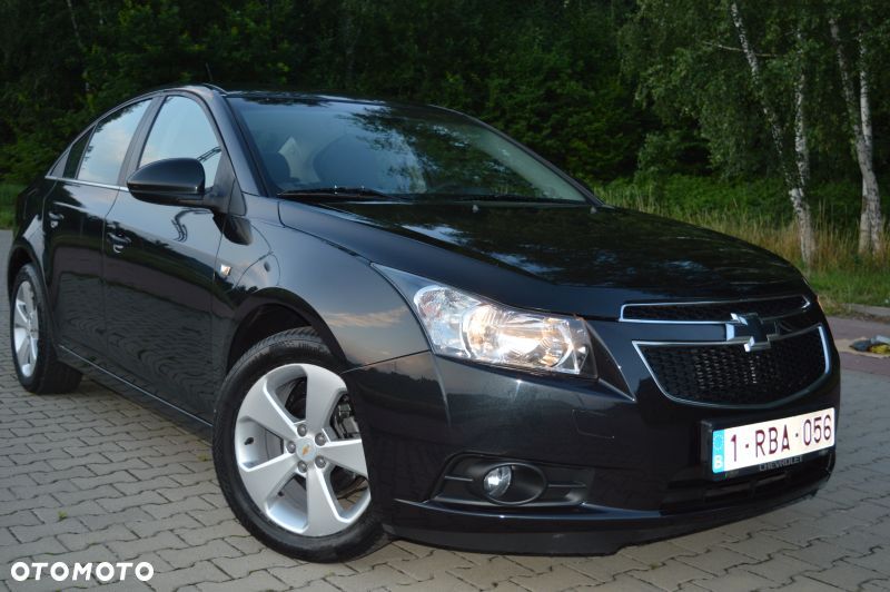Chevrolet Cruze - 35