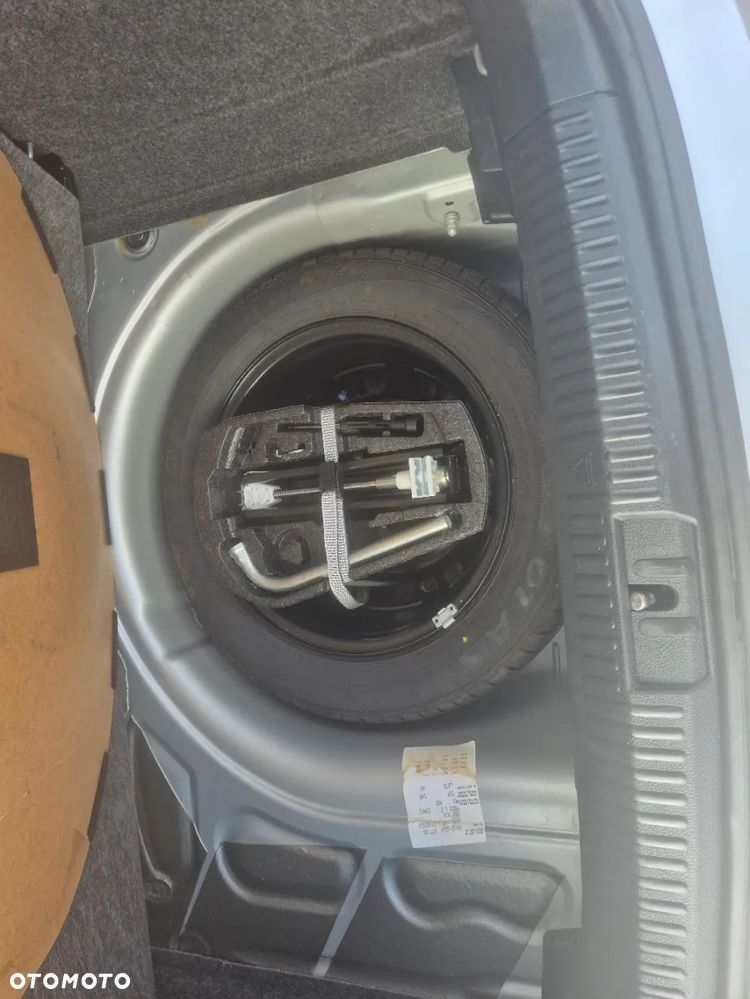 Volkswagen Polo - 10