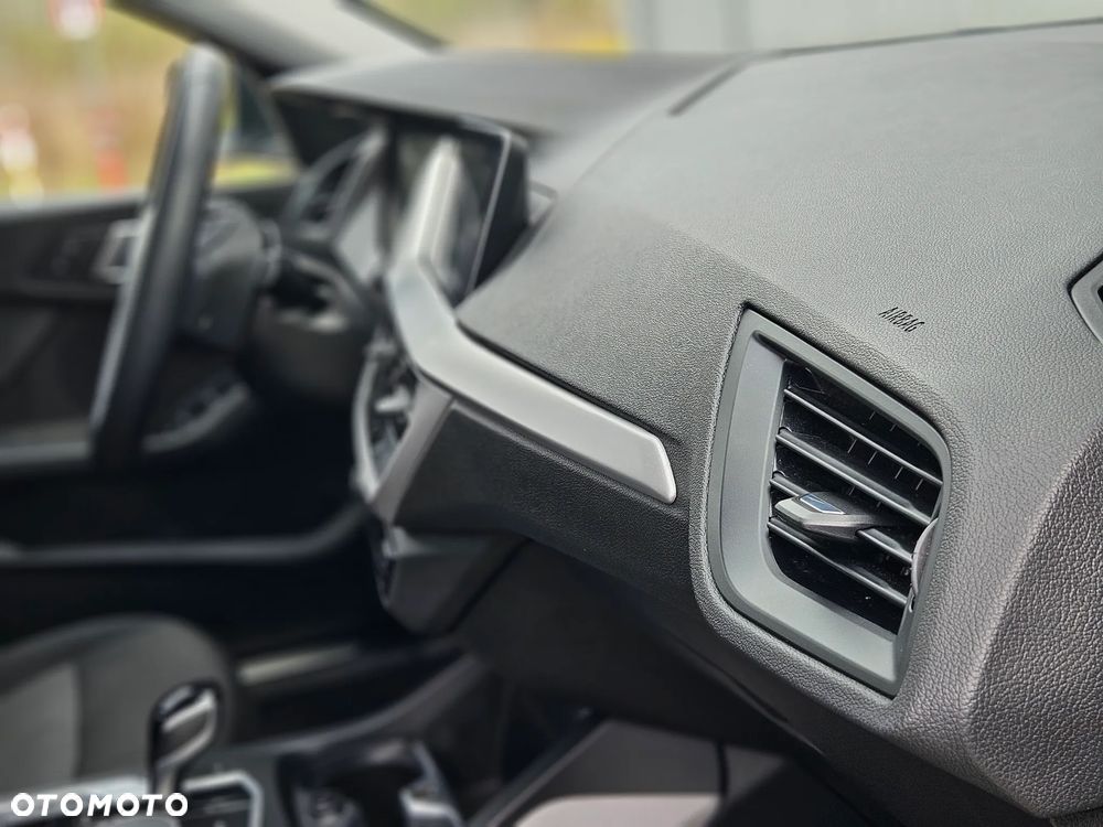 BMW Seria 1 118i Advantage - 9