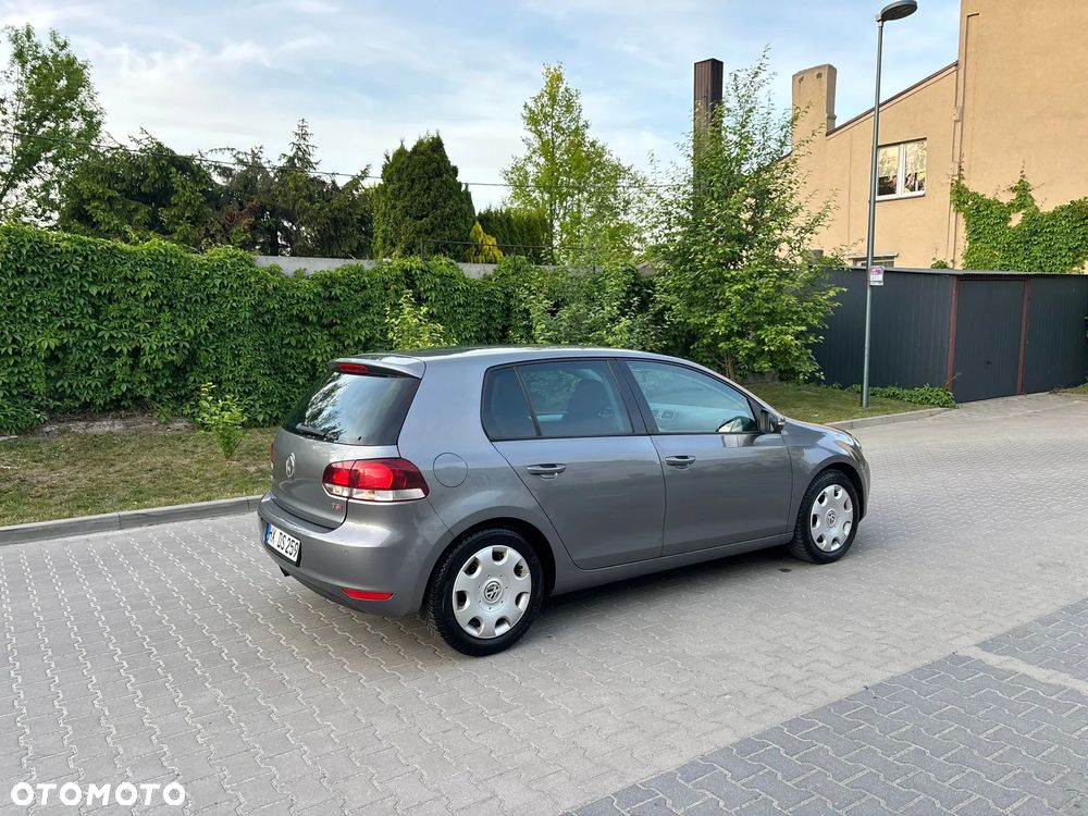 Volkswagen Golf - 13