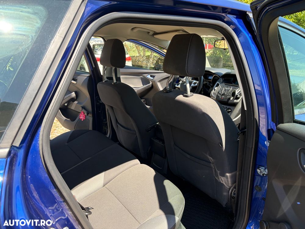 Ford Focus 1.6 TDCI ECOnetic 99g Start-Stopp-System SYNC Edition - 7