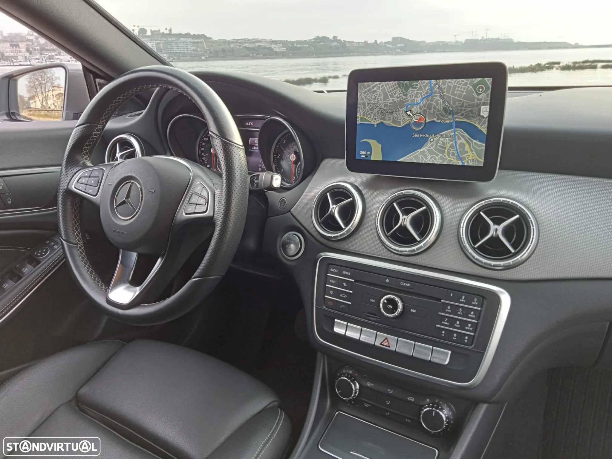 Mercedes-Benz CLA 180 Shooting Brake d 7G-DCT Urban - 42