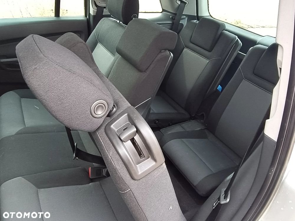 Opel Zafira 1.9 CDTI Cosmo - 9