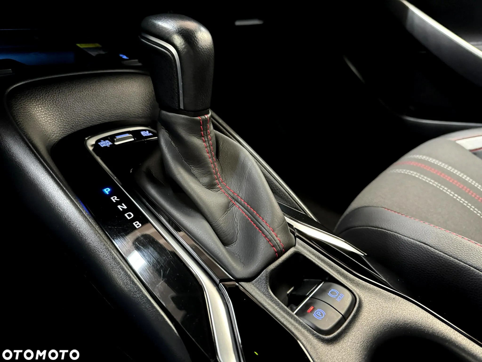 Toyota Corolla 1.8 Hybrid GR Sport - 31