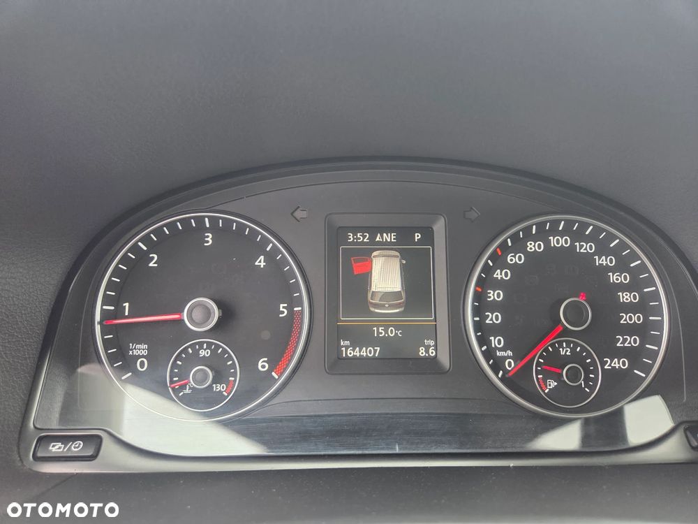 Volkswagen Touran - 13