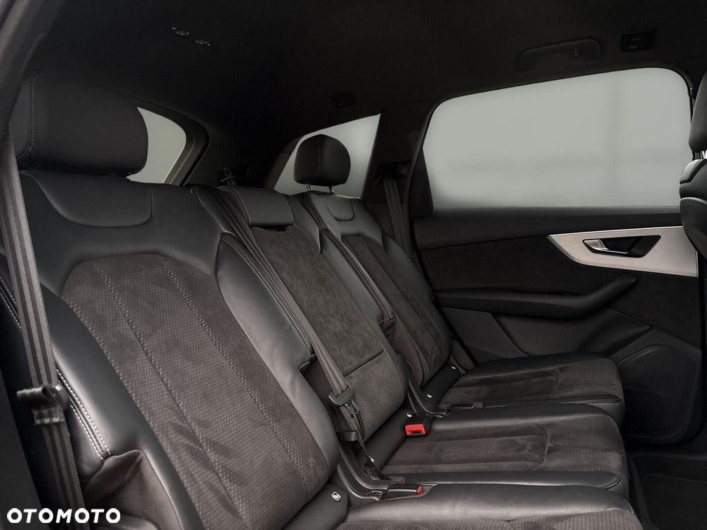 Audi Q7 - 34