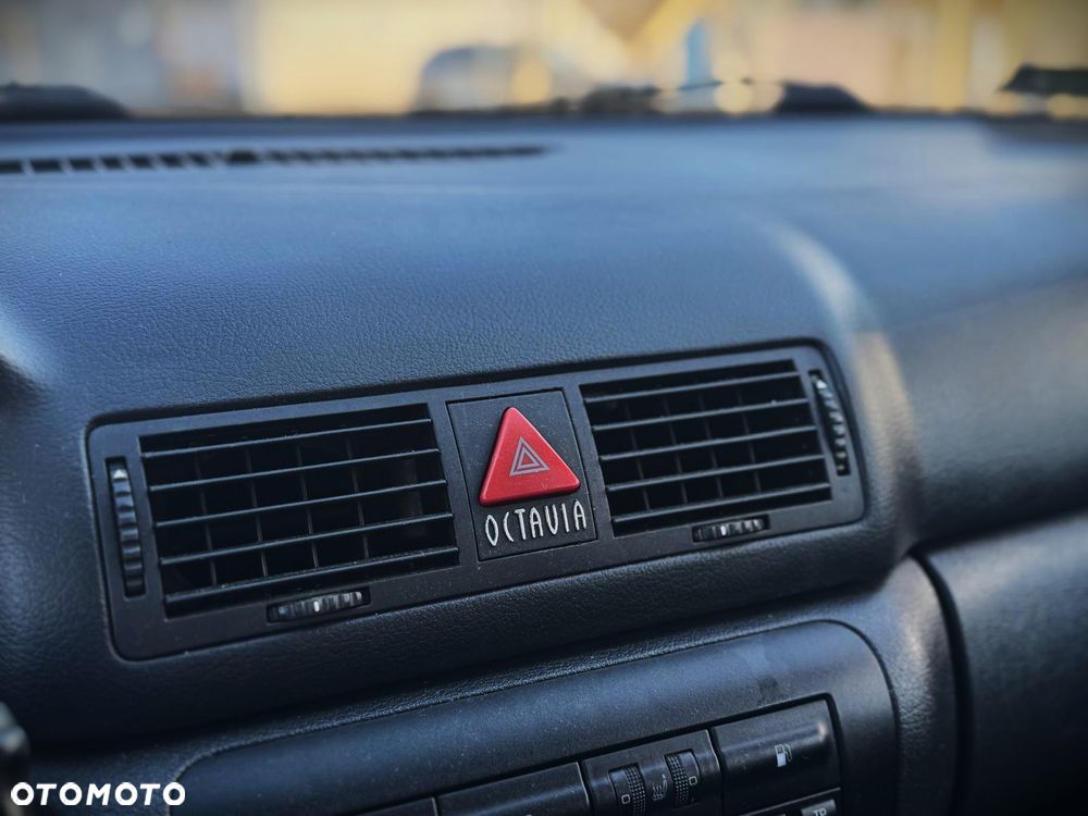 Skoda Octavia 2.0 Ambiente - 20