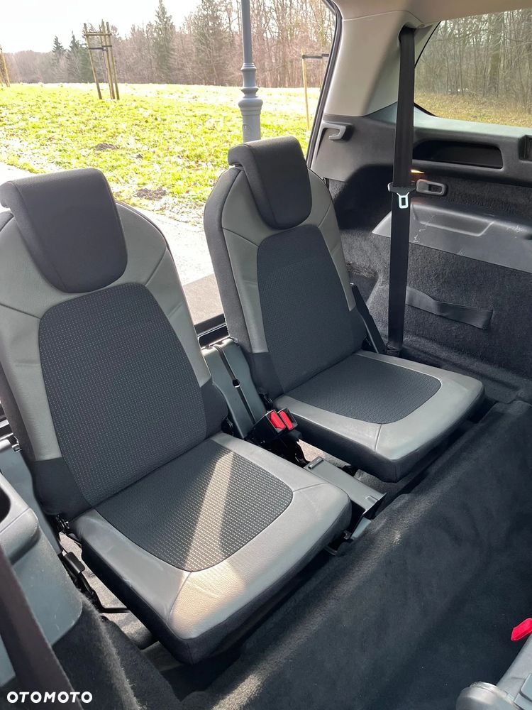 Citroën C4 Picasso 2.0 HDi FAP EGS6 Exclusive - 25