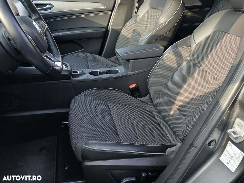 Renault Arkana MHEV 140 EDC Techno - 17