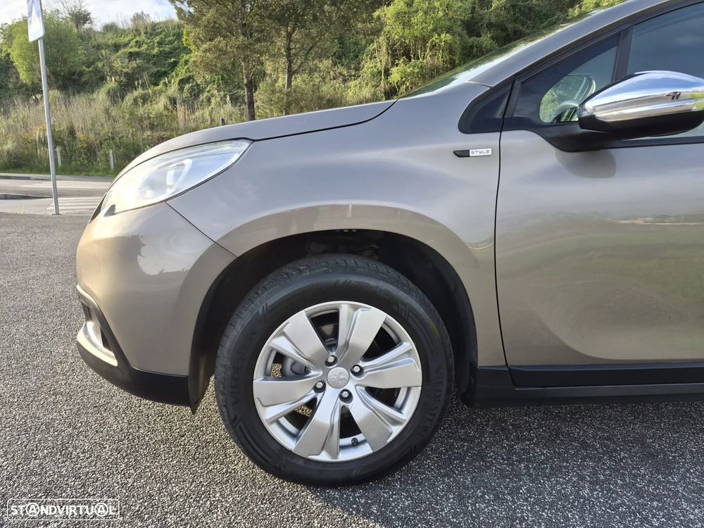 Peugeot 2008 1.2 PureTech Style - 10