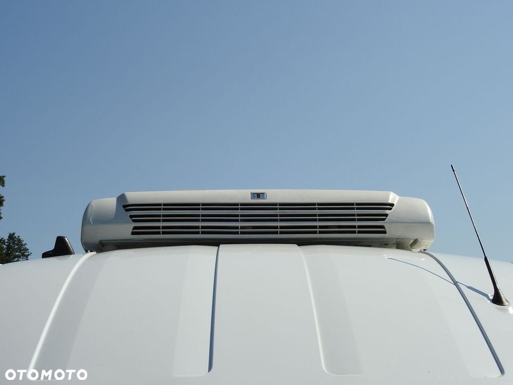 Ford TRANSIT FURGON CHŁODNIA 0*C FUNKCJA GRZANIA TEMPOMAT KLIMATYZACJA LEDY  130KM - 17