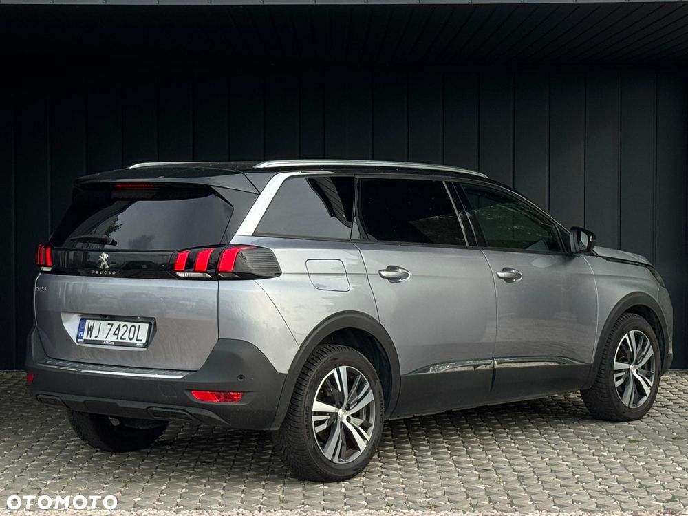 Peugeot 5008 2023 photo 3