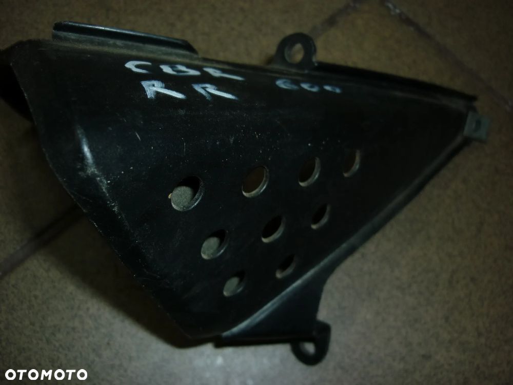 Wlot powietrza lewy Honda CBR 600RR PC37 rok 2003-2004 - 6