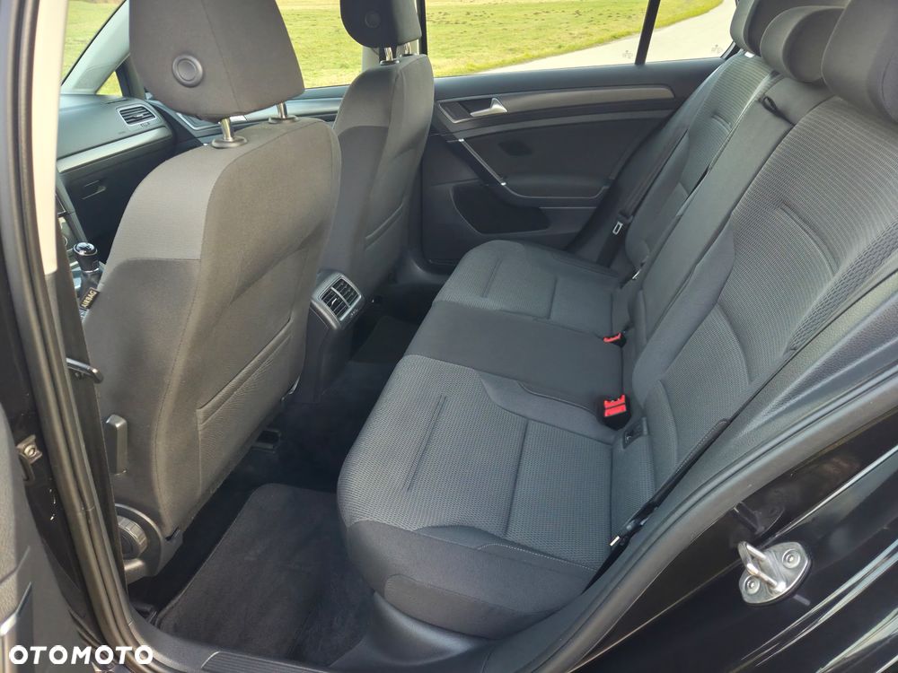 Volkswagen Golf 1.6 TDI (BlueMotion Technology) Trendline - 17