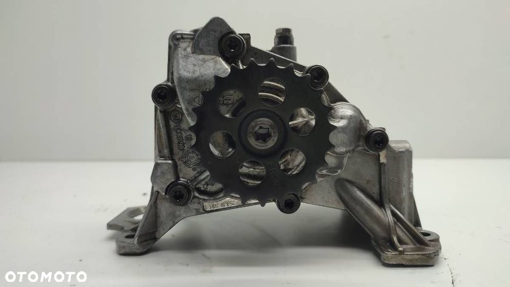 POMPA OLEJU BMW 3 F31 851375608 2.0 D - 5