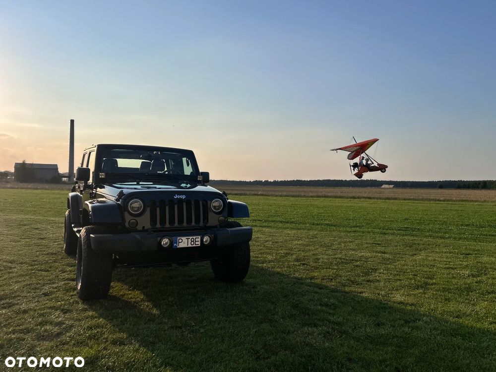 Jeep Wrangler 3.6 Unlim Sahara - 1