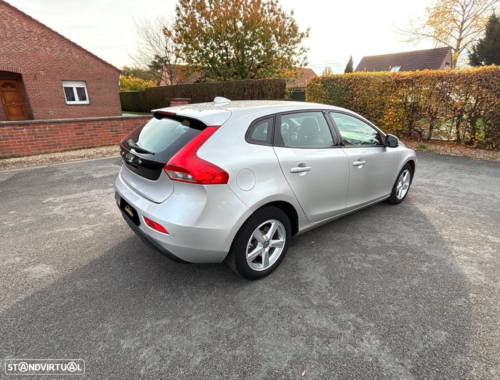 Volvo V40 D2 Kinetic - 3