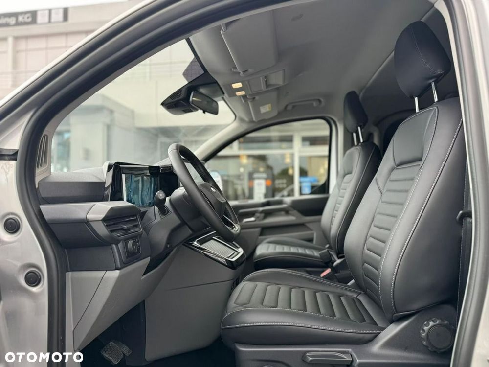 Ford Tourneo Custom - 4