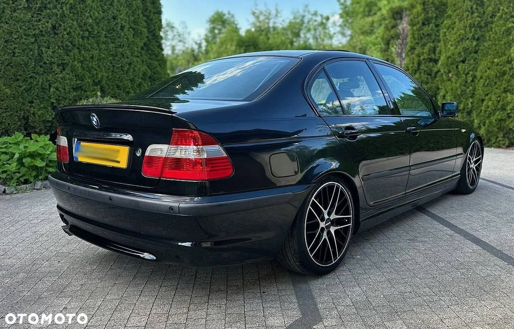 BMW Seria 3 325i Edition Sport - 21