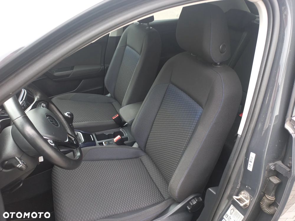 Volkswagen T-Roc 1.0 TSI United - 19