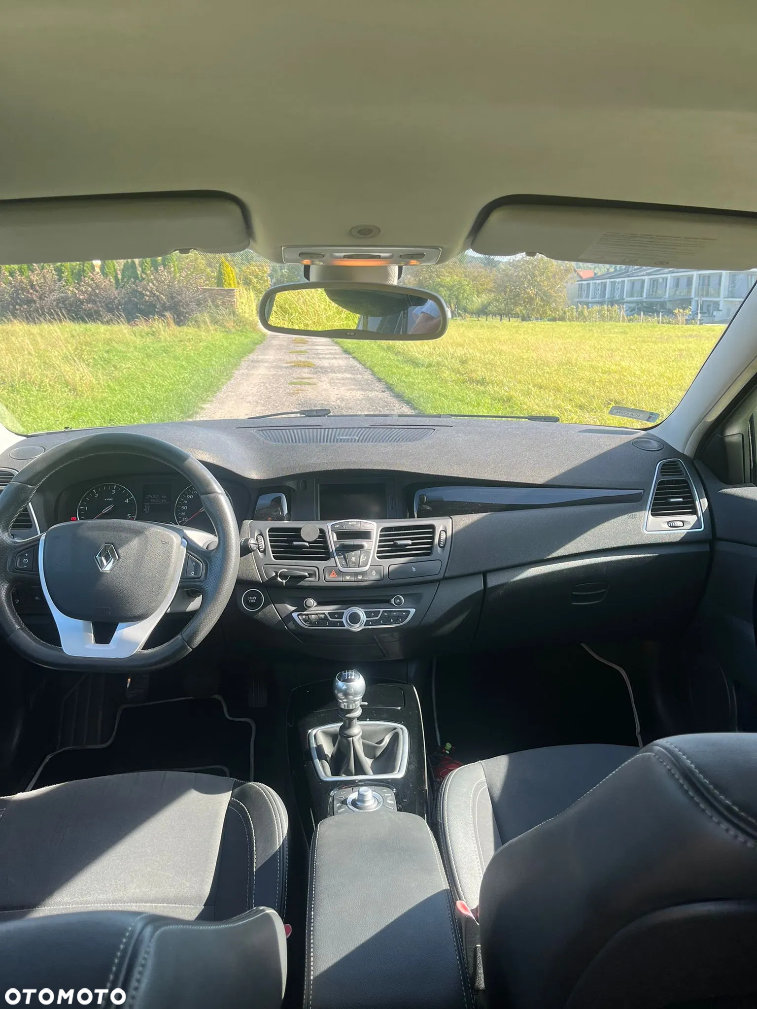 Renault Laguna Grandtour ENERGY dCi 130 FAP Start-Stop Bose Edition - 29